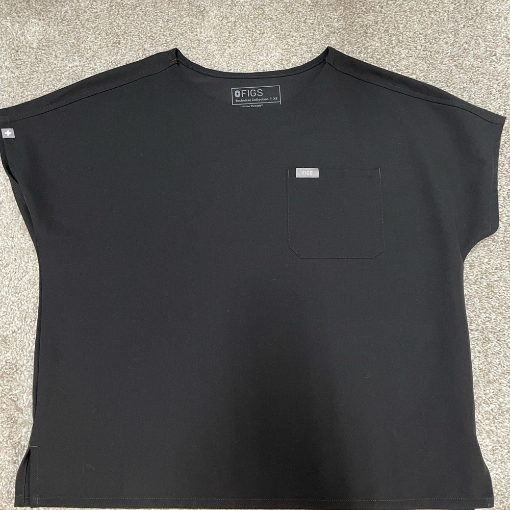 Figs Arua Relaxed Scrub Top-Black-XS